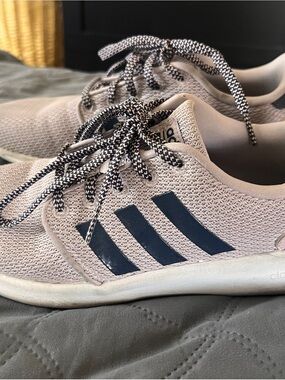 Adidas Lightweight Knit Sneakers in Lilac with Navy Stripes